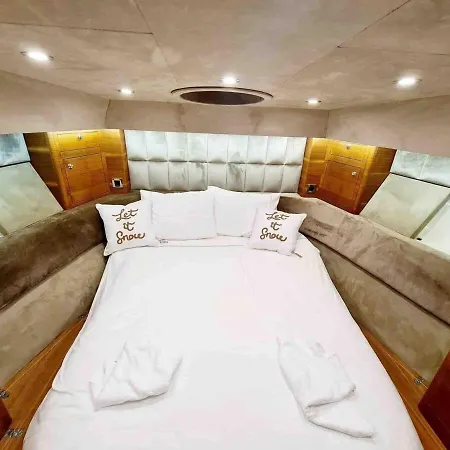 Den Den Bateau-hôtel Istambul