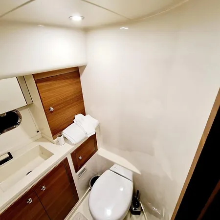 Den Den Hotel en barco *