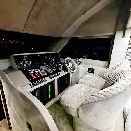Den Den Estambul