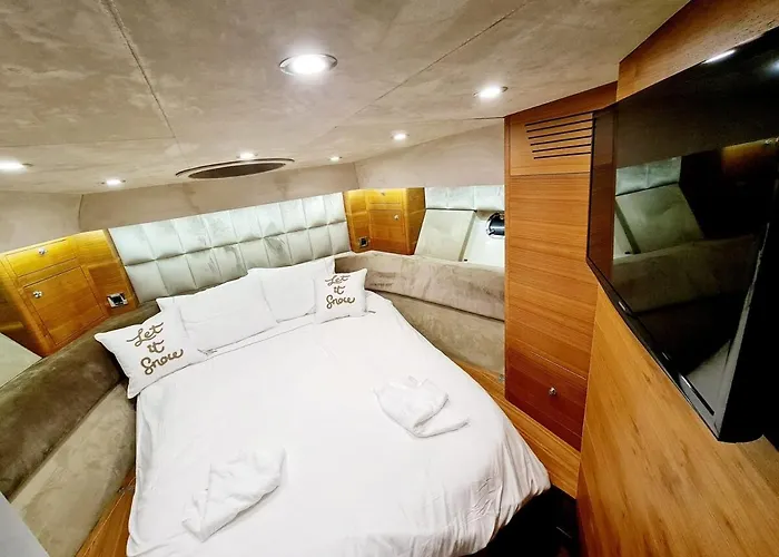 Den Den * 伊斯坦布尔